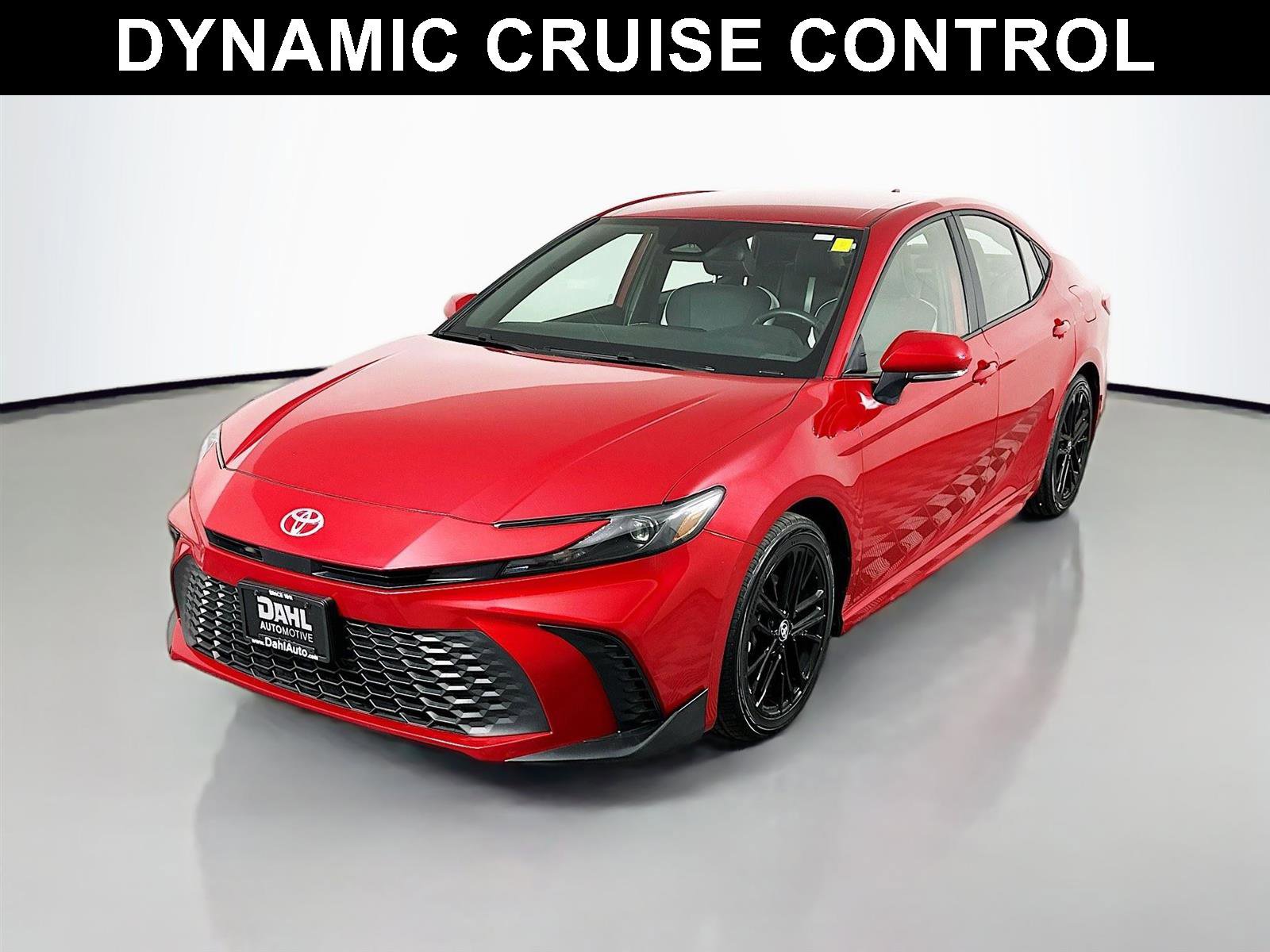 Certified 2025 Toyota Camry SE image 4