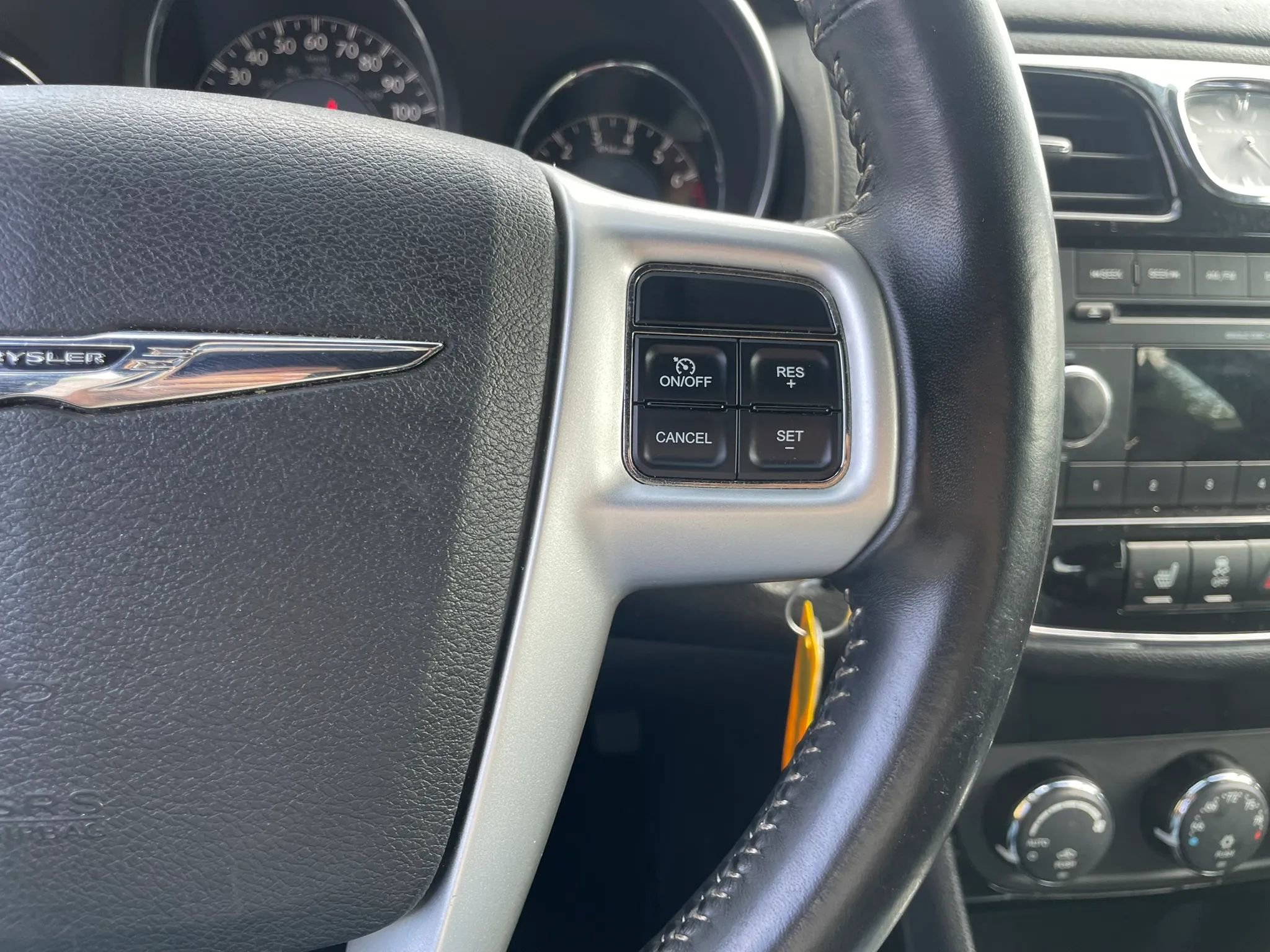 Used 2014 Chrysler 200 Limited w/ 200 Super S Group FWD image 16