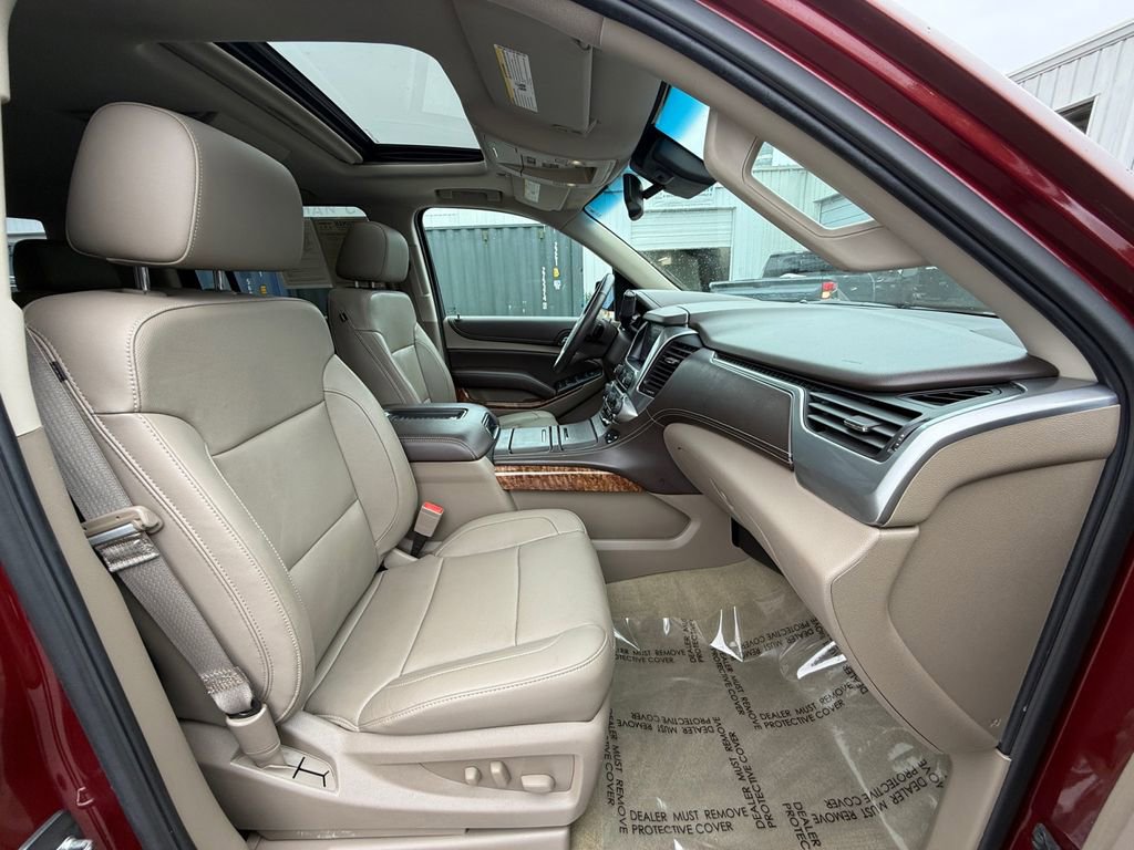 Used 2016 Chevrolet Suburban LTZ AWD/4WD image 29