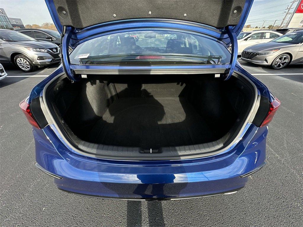 Used 2021 Kia Forte LXS image 22