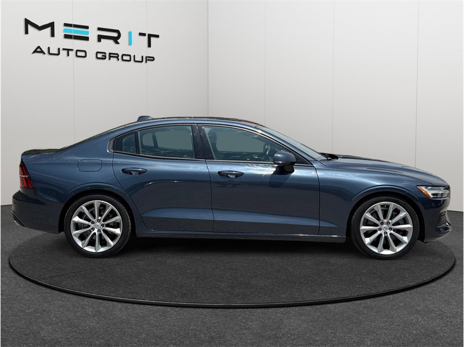 Used 2019 Volvo S60 T6 Momentum AWD/4WD image 10