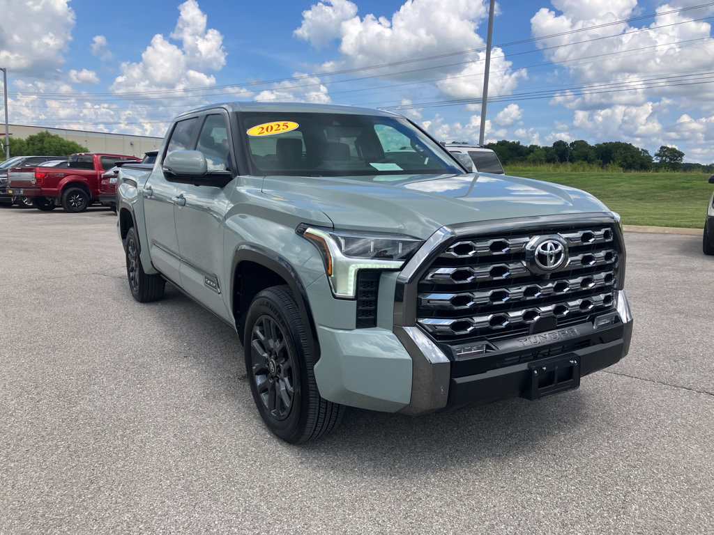 Used 2025 Toyota Tundra Platinum AWD/4WD image 3