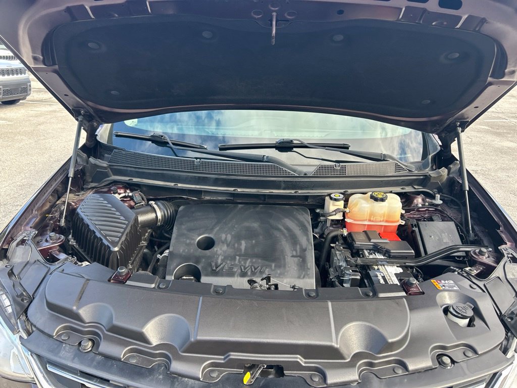 Used 2019 Chevrolet Traverse LT FWD image 17