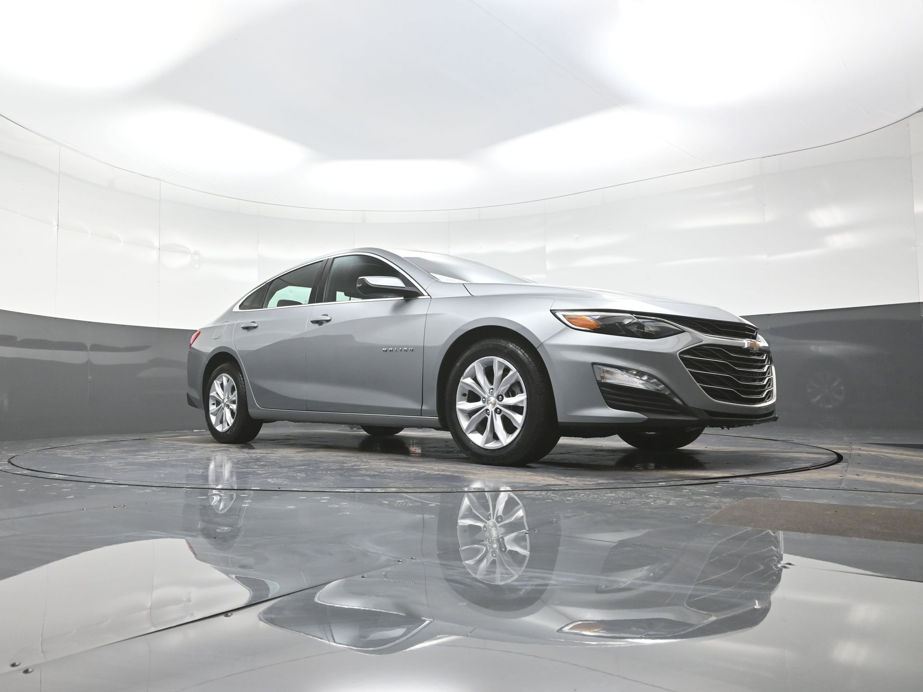 Used 2024 Chevrolet Malibu LT image 9