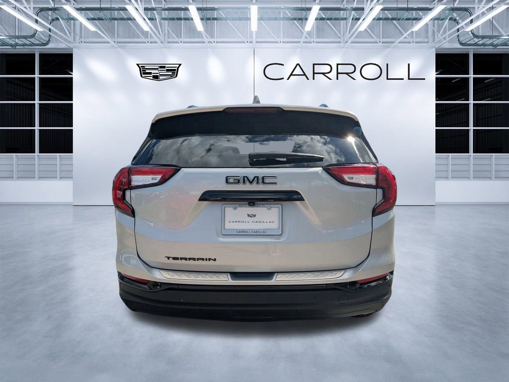 Used 2022 GMC Terrain SLT w/ Infotainment Package II image 5