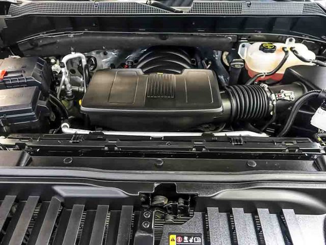 Certified 2026 Chevrolet Silverado 1500 High Country w/ Midnight Edition AWD/4WD image 38