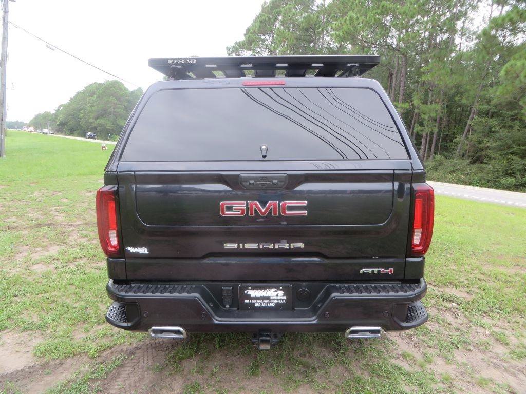 Used 2024 GMC Sierra 1500 AT4 w/ Technology Package AWD/4WD image 7