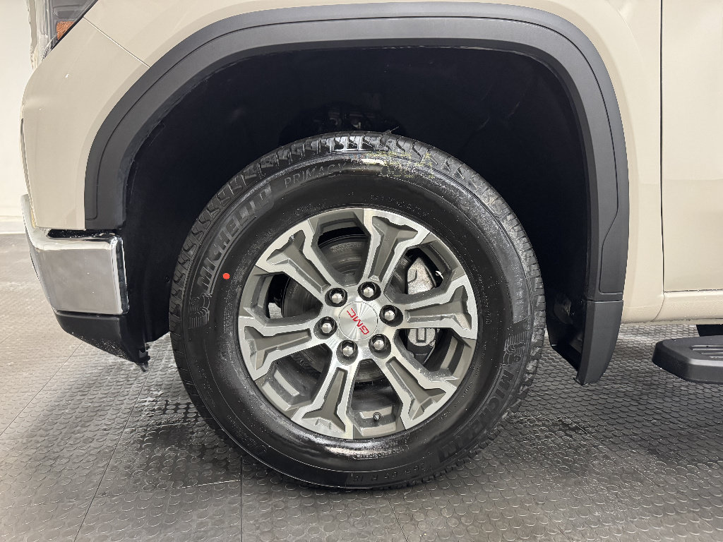 New 2026 GMC Sierra 1500 SLE w/ Preferred Package AWD/4WD image 11