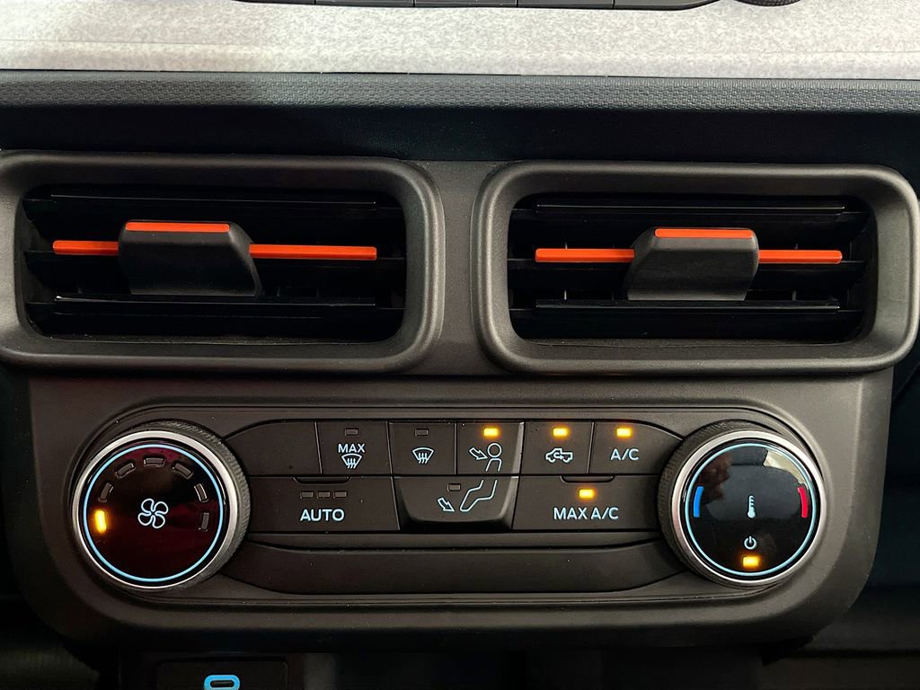 Used 2023 Ford Maverick XLT w/ Equipment Group 300A Standard image 16