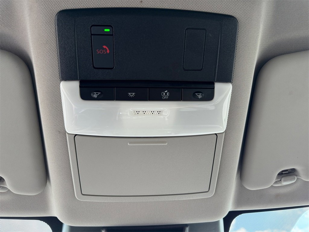 Used 2023 Nissan Rogue SV image 22