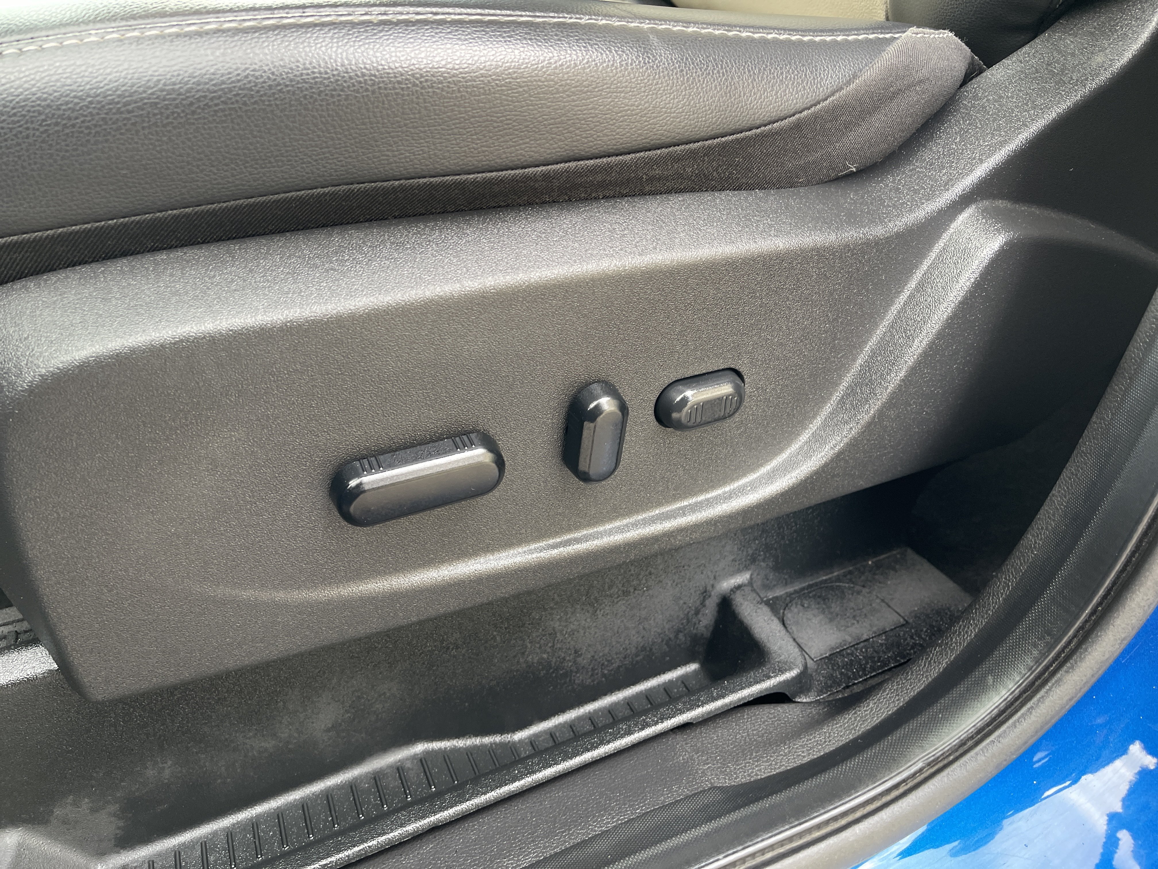 Used 2019 Ford Escape SEL AWD/4WD image 13