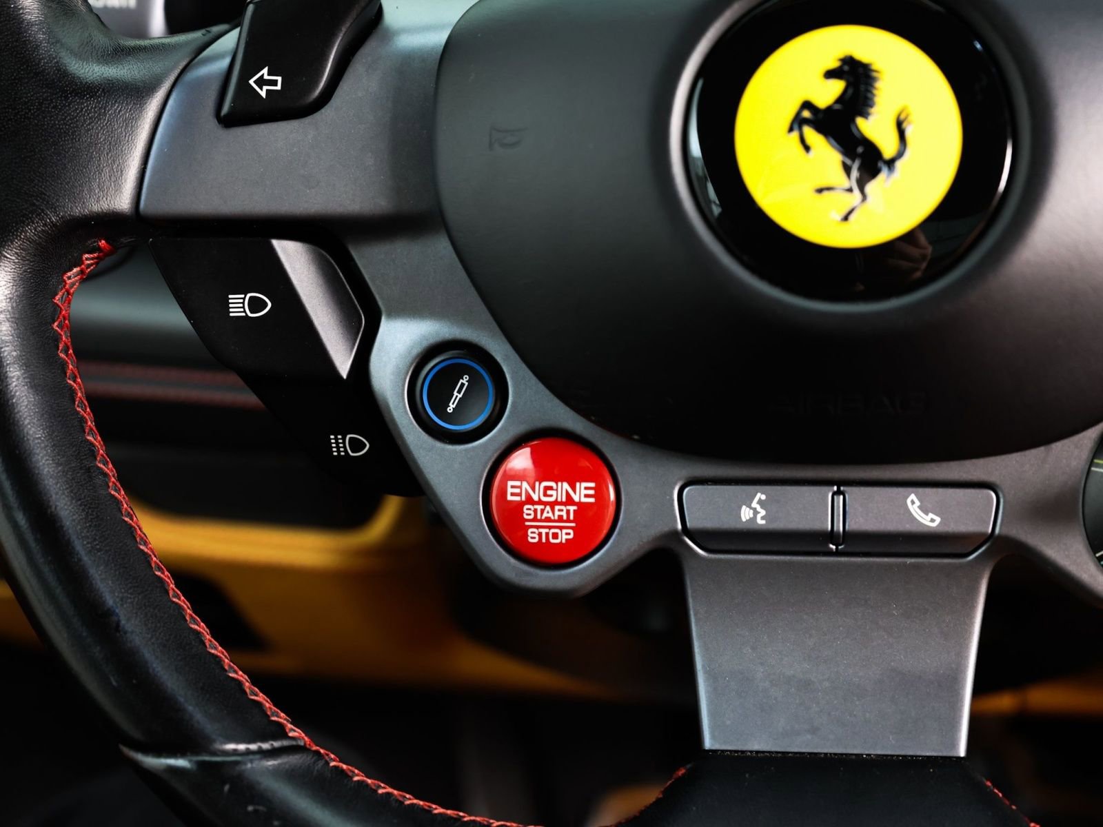 Used 2021 Ferrari F8 Tributo RWD image 34