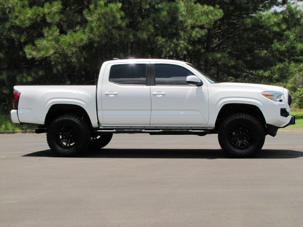 Used 2022 Toyota Tacoma 2WD Double Cab image 5