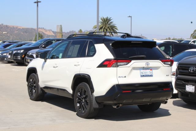 Used 2022 Toyota RAV4 XLE Premium FWD image 19