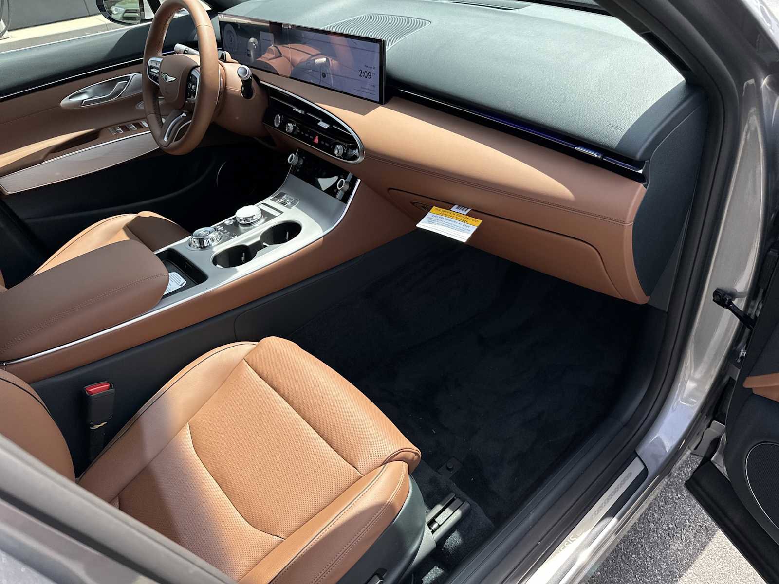 New 2026 Genesis GV70 2.5T Advanced w/ G1 Accessory Package image 25