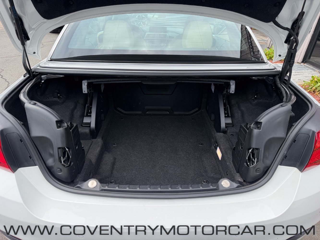 Used 2019 BMW 430i xDrive Convertible w/ Convenience Package AWD/4WD image 18