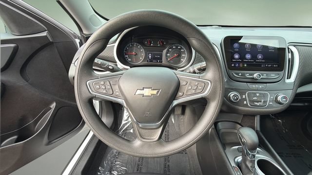 Used 2024 Chevrolet Malibu LS FWD image 12