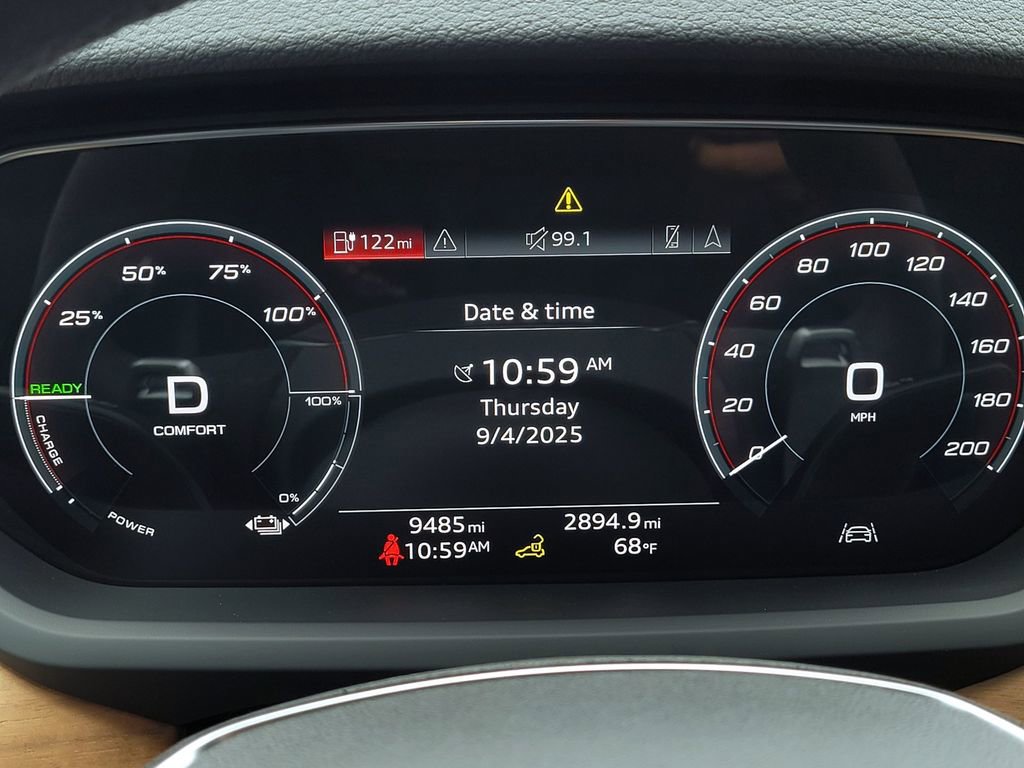 Used 2024 Audi e-tron GT Premium Plus image 35