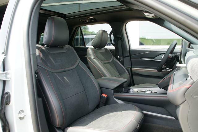 New 2026 Ford Explorer ST AWD/4WD image 44