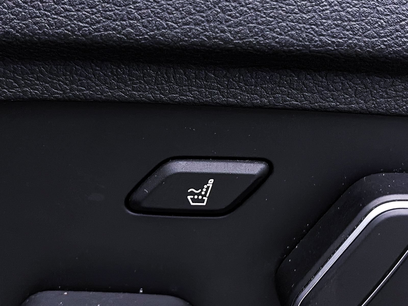 Used 2024 Hyundai Palisade Calligraphy AWD/4WD image 24