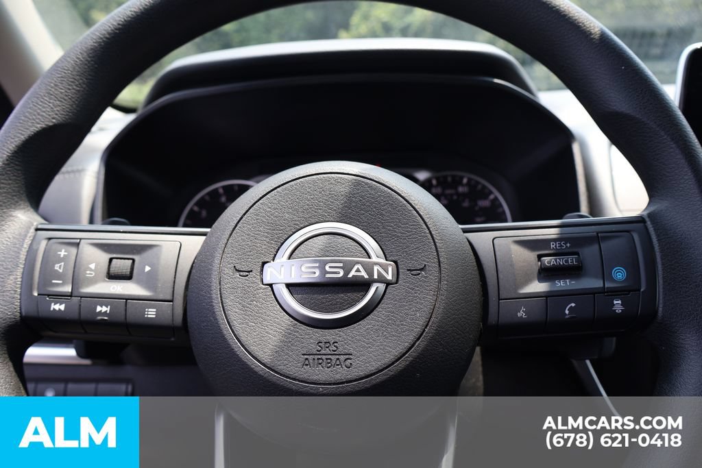 Used 2024 Nissan Rogue SV FWD image 29