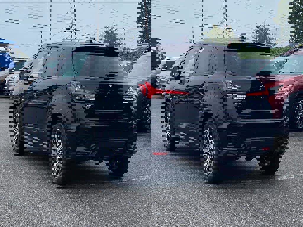 New 2025 Mitsubishi Outlander Sport ES image 3