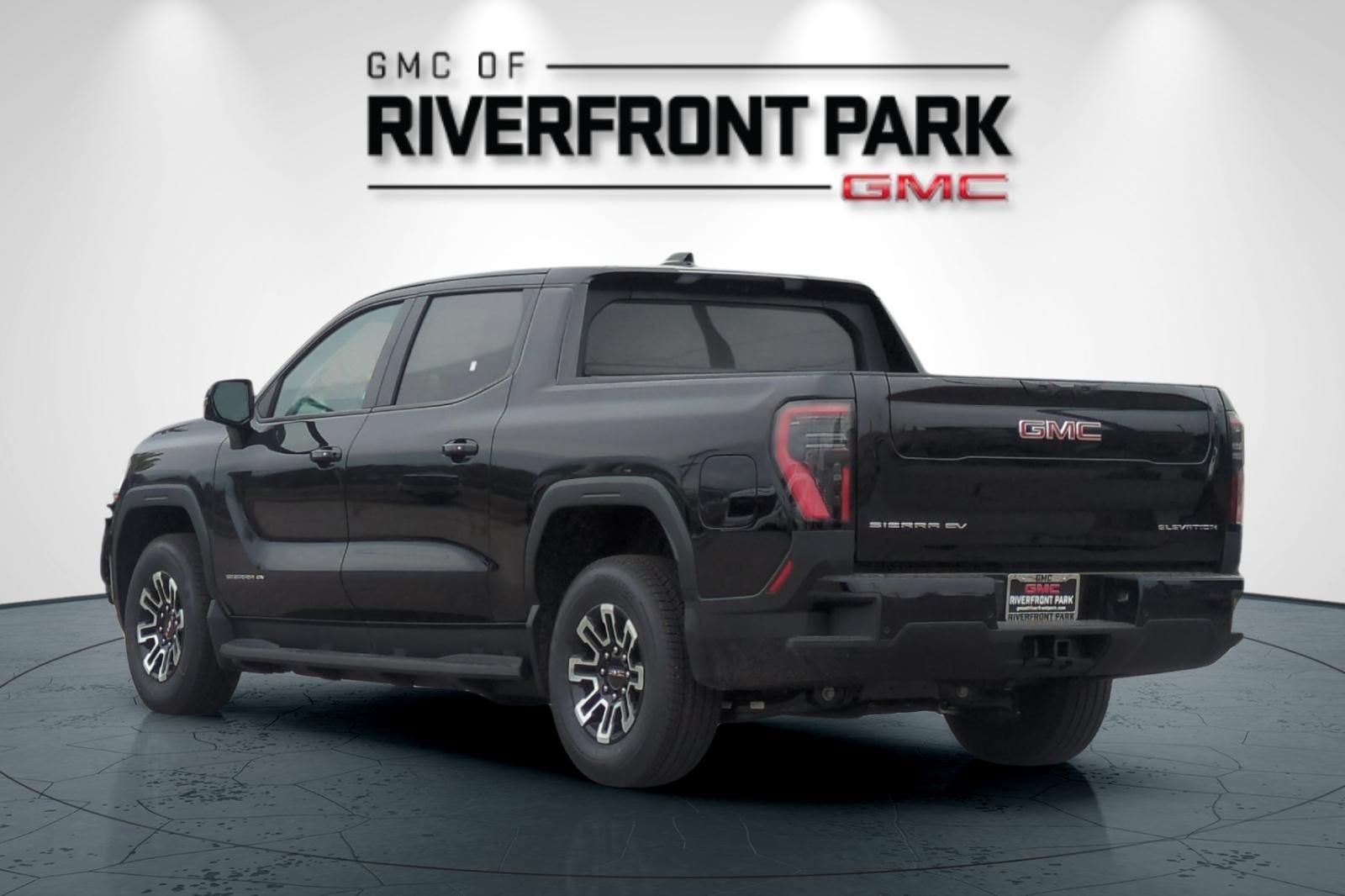 New 2026 GMC Sierra EV Elevation w/ Premium Package AWD/4WD image 5