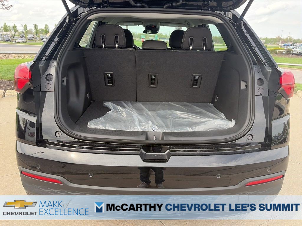 New 2027 Chevrolet Bolt LT w/ Comfort Package FWD image 35
