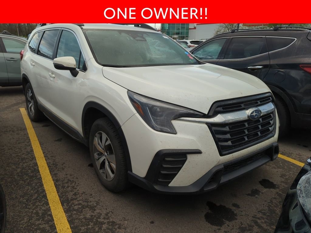 Used 2023 Subaru Ascent Premium w/ Convenience Package image 3