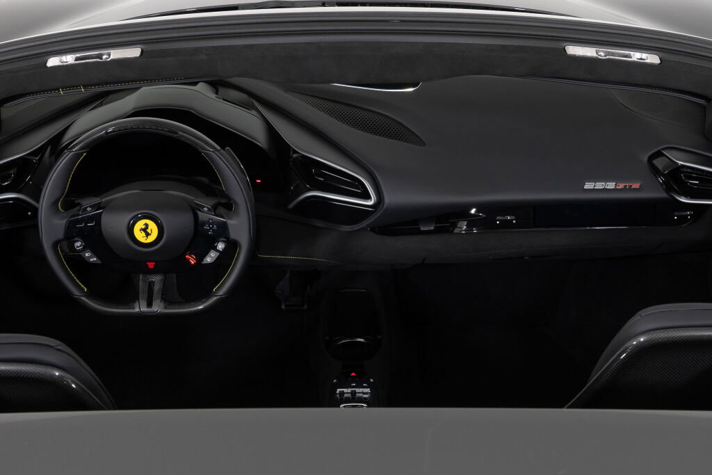 Used 2025 Ferrari 296 GTS image 21