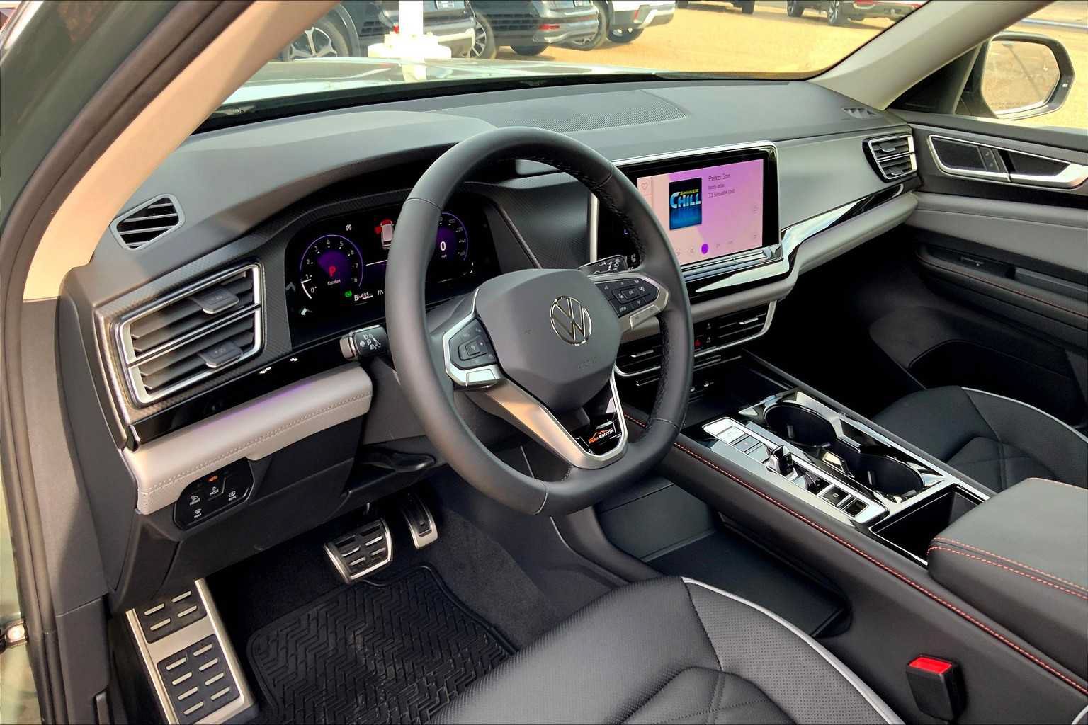 Used 2026 Volkswagen Atlas Peak Edition AWD/4WD image 8