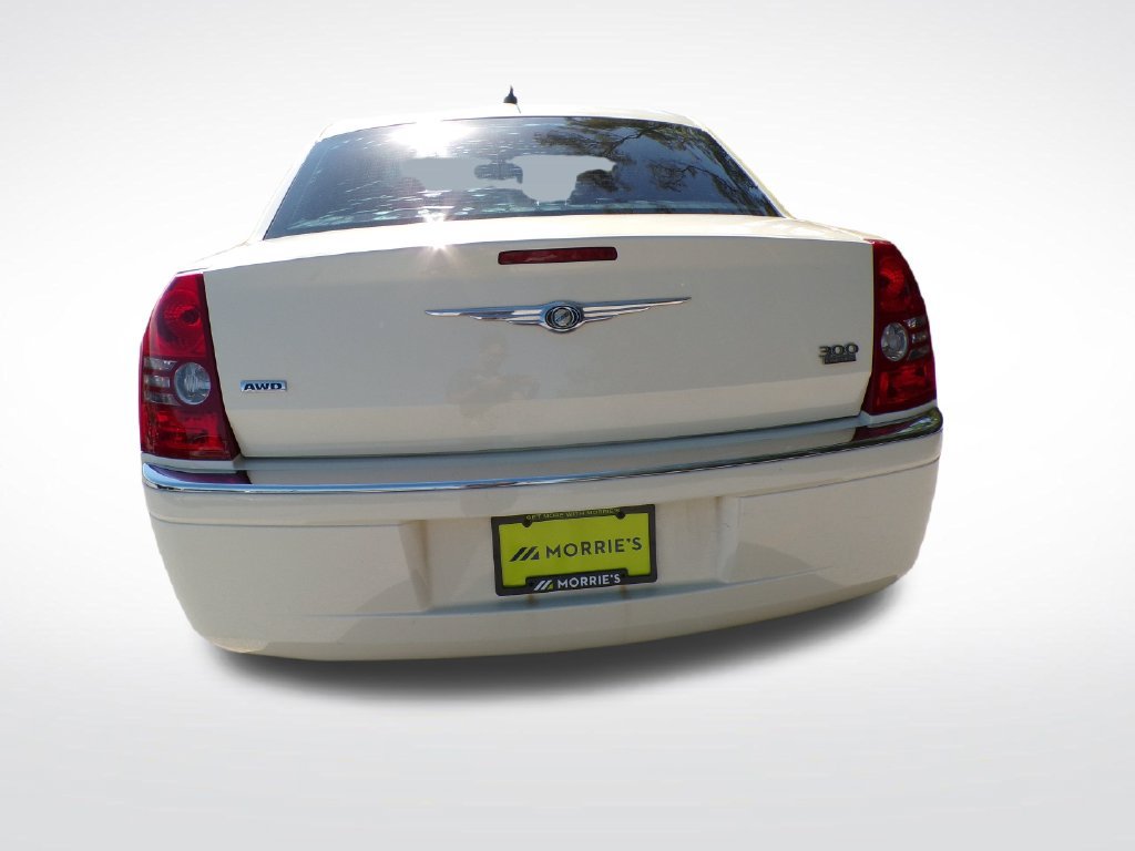 Used 2008 Chrysler 300 Limited AWD/4WD image 5
