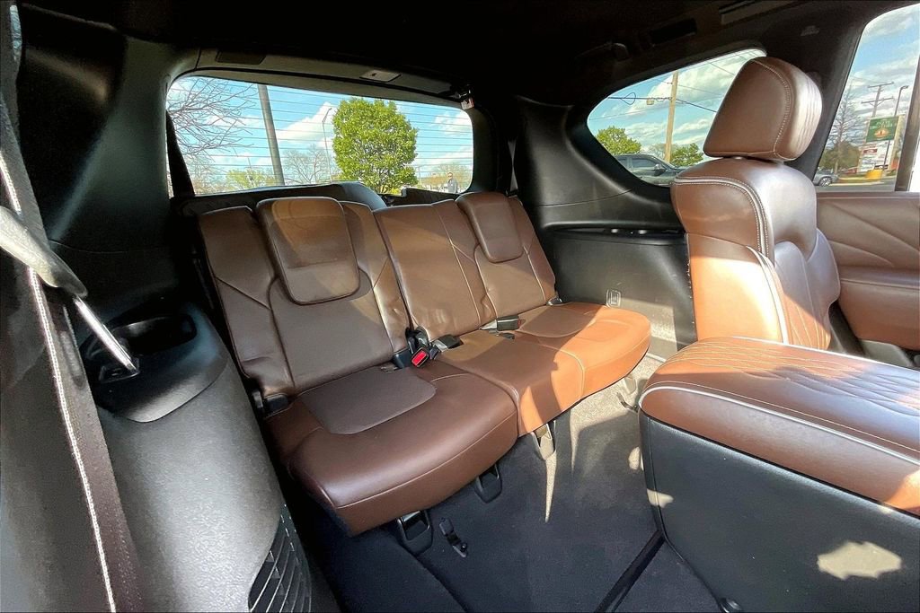 Used 2016 INFINITI QX80 Limited image 31