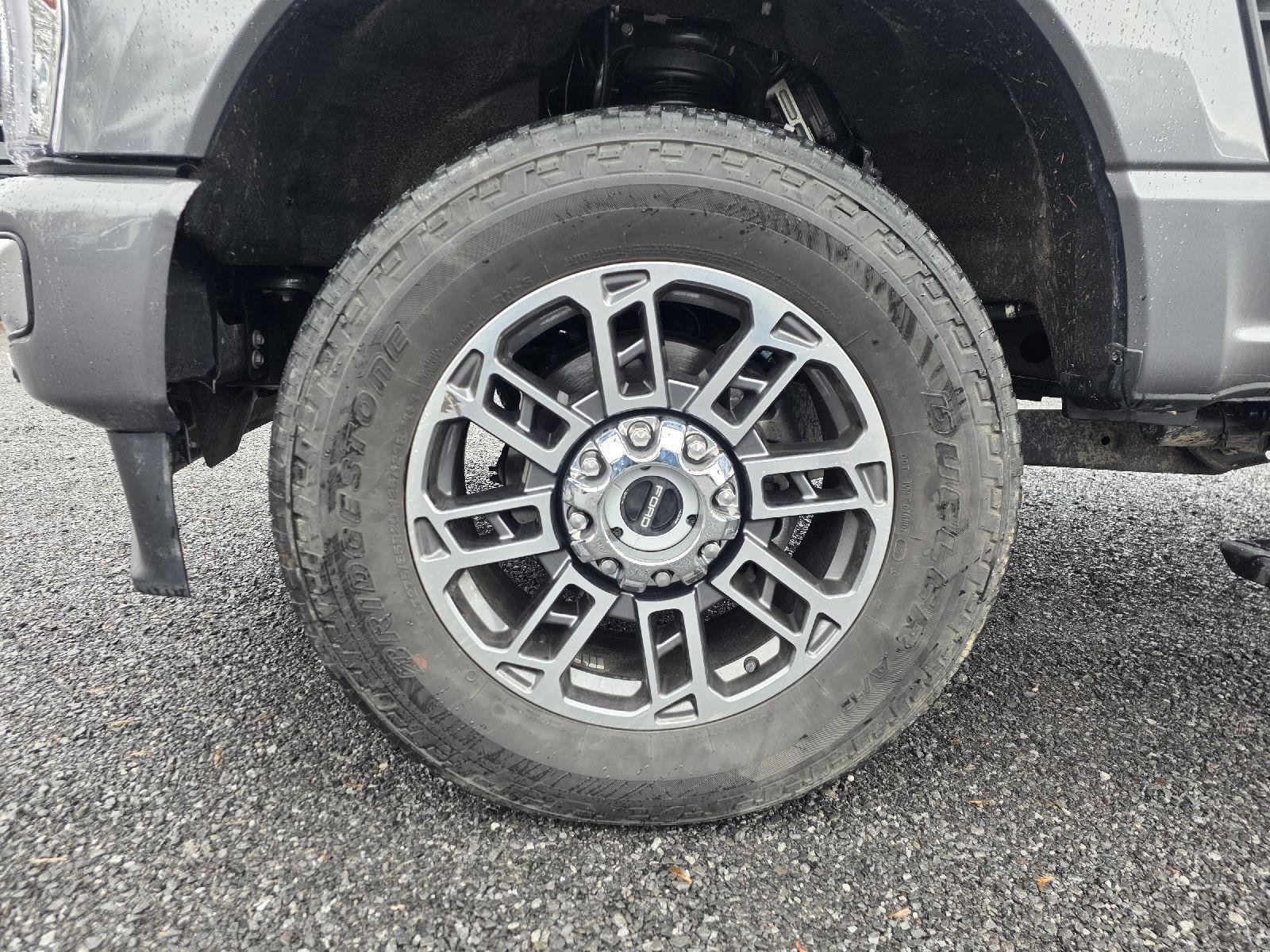 Used 2024 Ford F350 Limited w/ FX4 Off-Road Package image 15