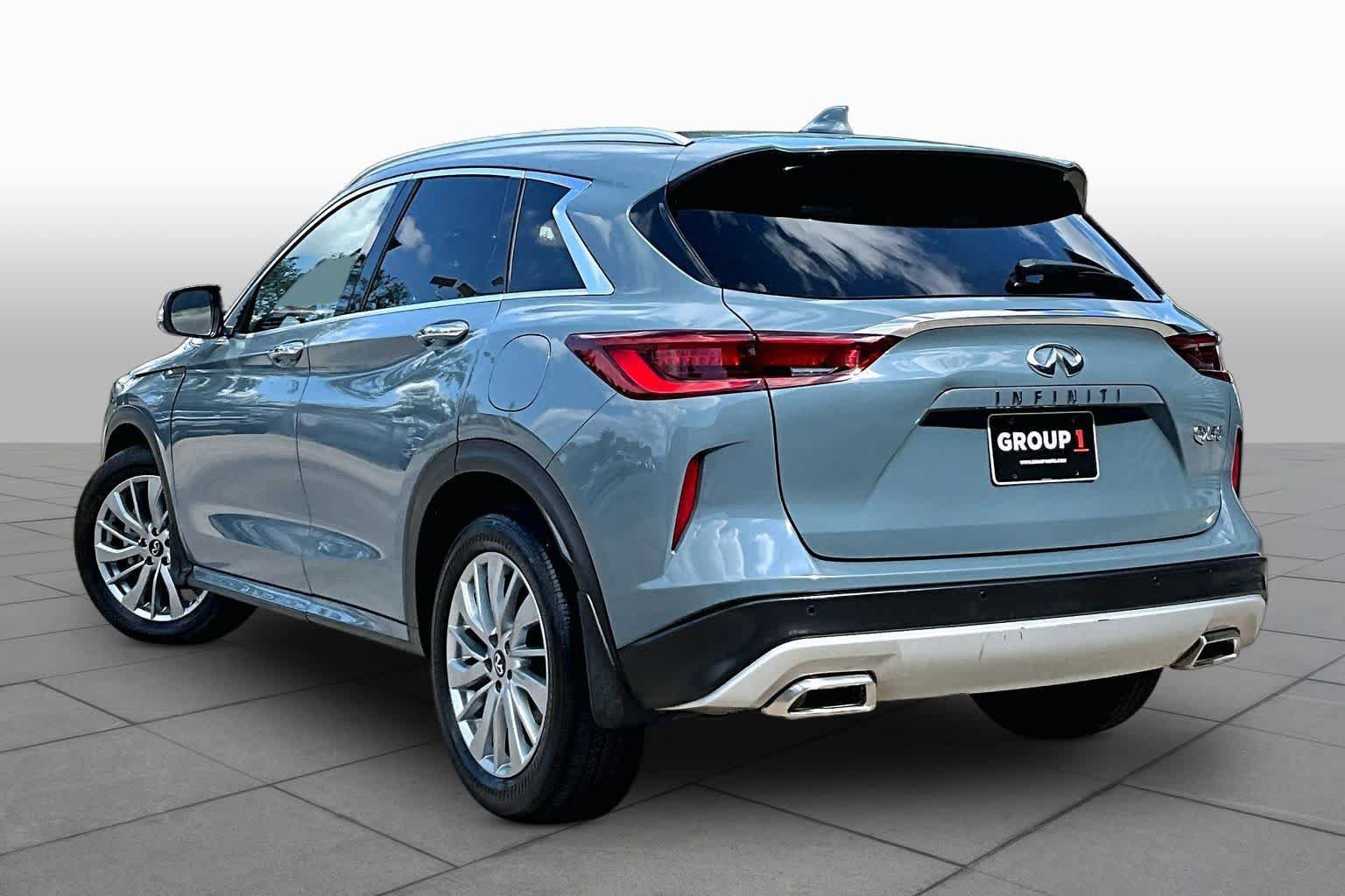 Used 2023 INFINITI QX50 Luxe FWD image 12
