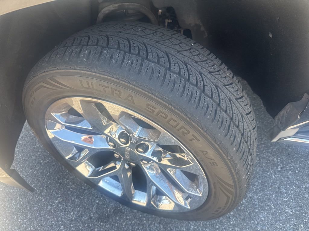 Used 2016 GMC Yukon XL Denali w/ Open Road Package RWD image 10