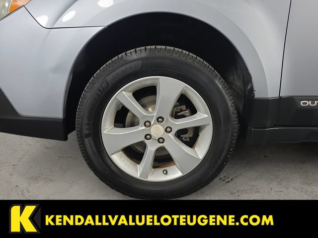 Used 2014 Subaru Outback 2.5i Premium AWD/4WD image 9