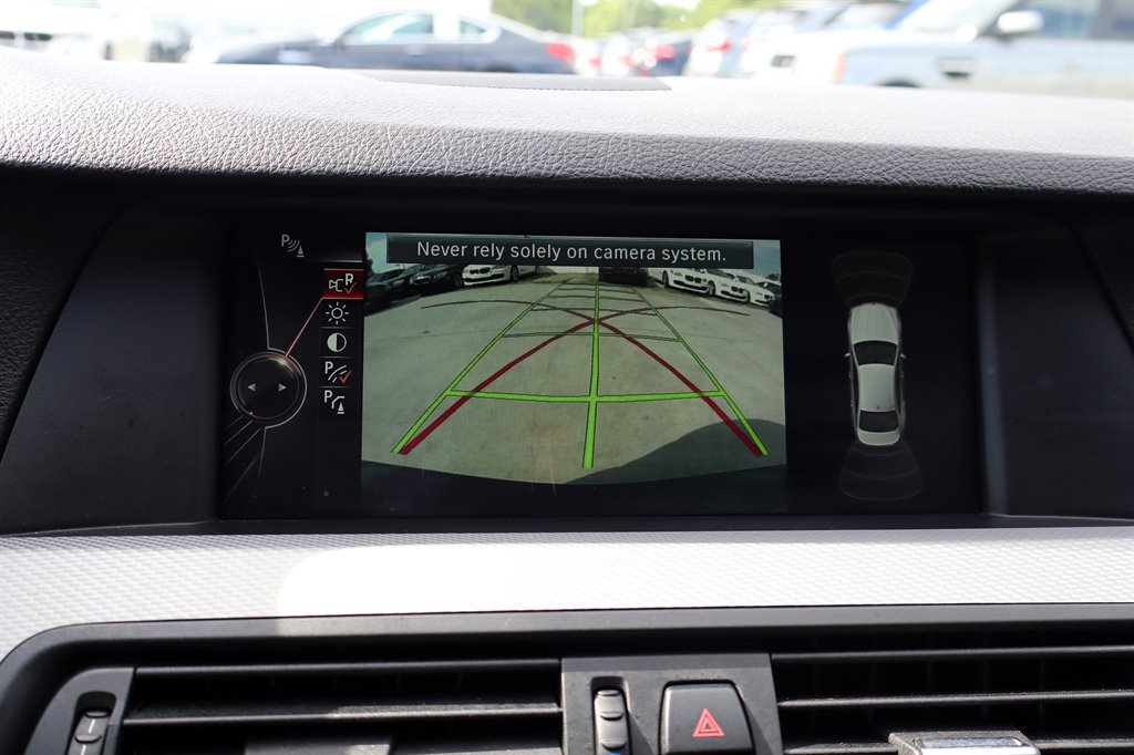 Used 2013 BMW 550i xDrive Sedan AWD/4WD image 25