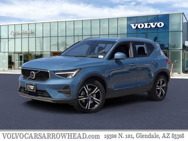 Used 2023 Volvo XC40 B4 Core w/ Protection Package