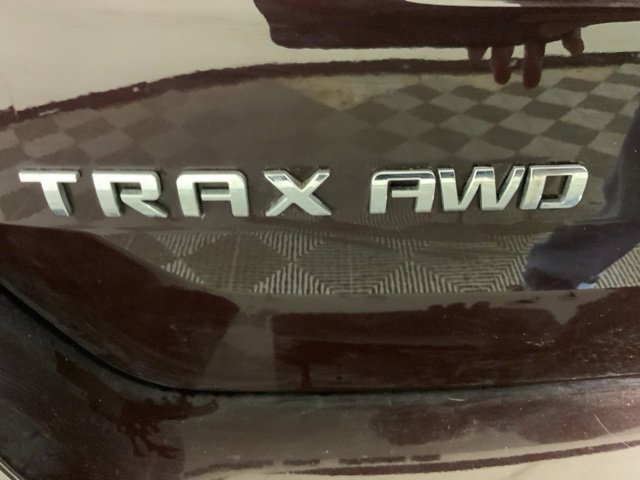 Used 2022 Chevrolet Trax LT w/ LT Convenience Package image 26