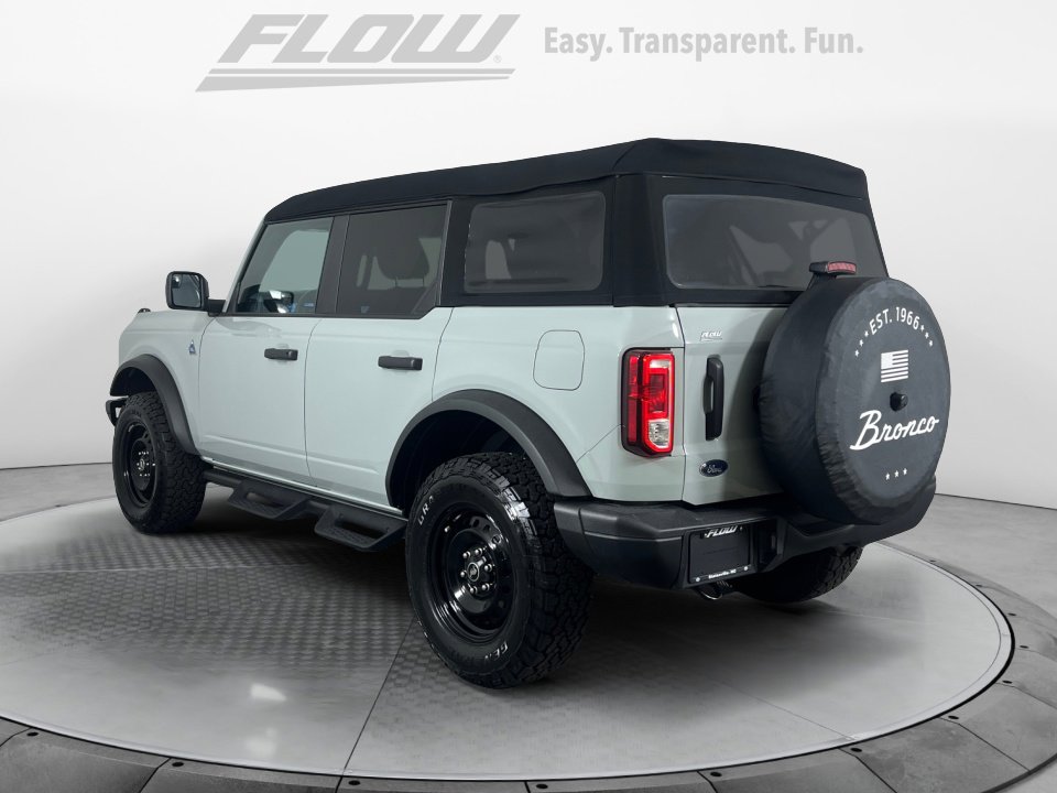 Used 2023 Ford Bronco Black Diamond image 6