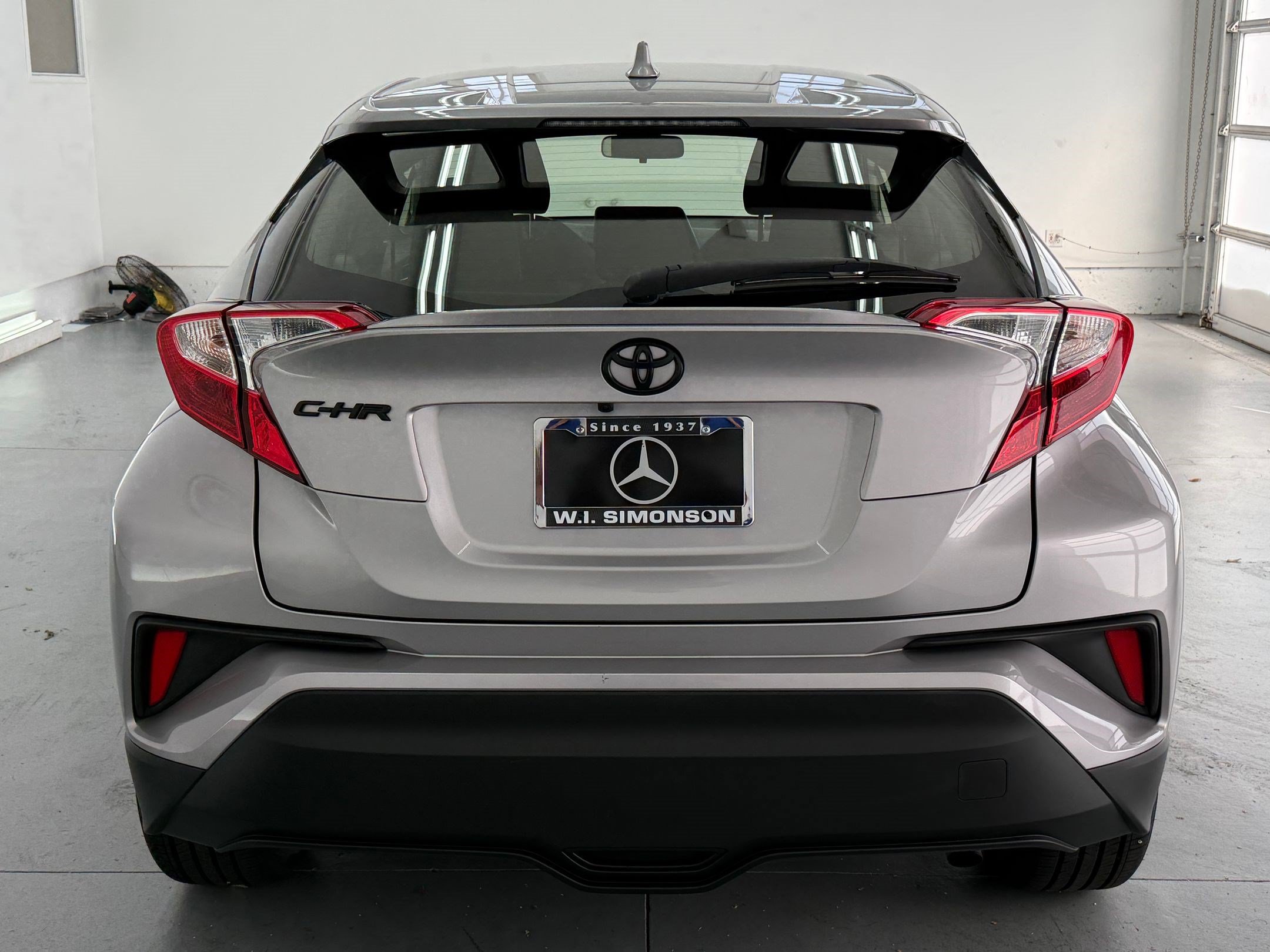 Used 2020 Toyota C-HR XLE FWD image 9