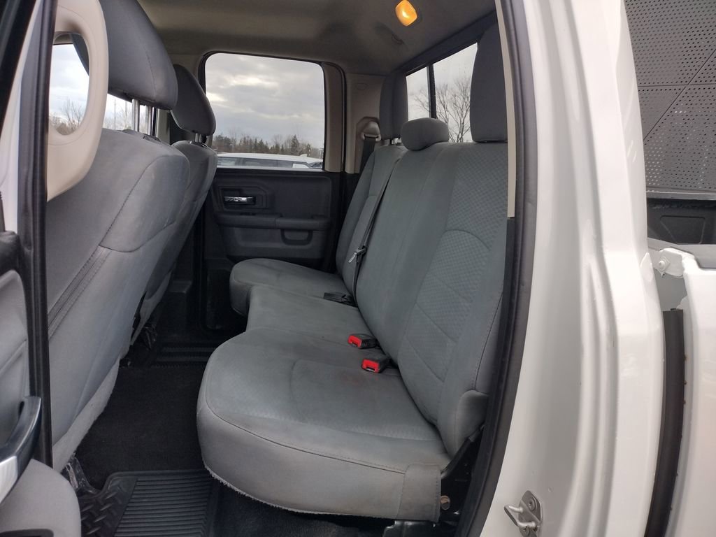 Used 2019 RAM 1500 Classic SLT image 8