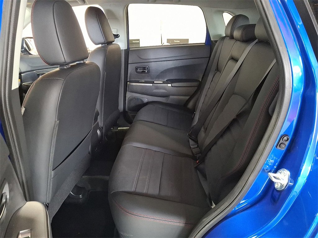 New 2025 Mitsubishi Outlander Sport SE image 5