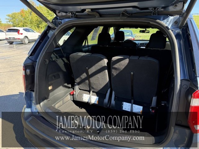 Used 2018 Ford Explorer XLT w/ Equipment Group 201A image 17