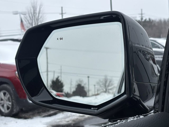 Used 2023 GMC Yukon XL Denali w/ Advanced Technology Package image 36