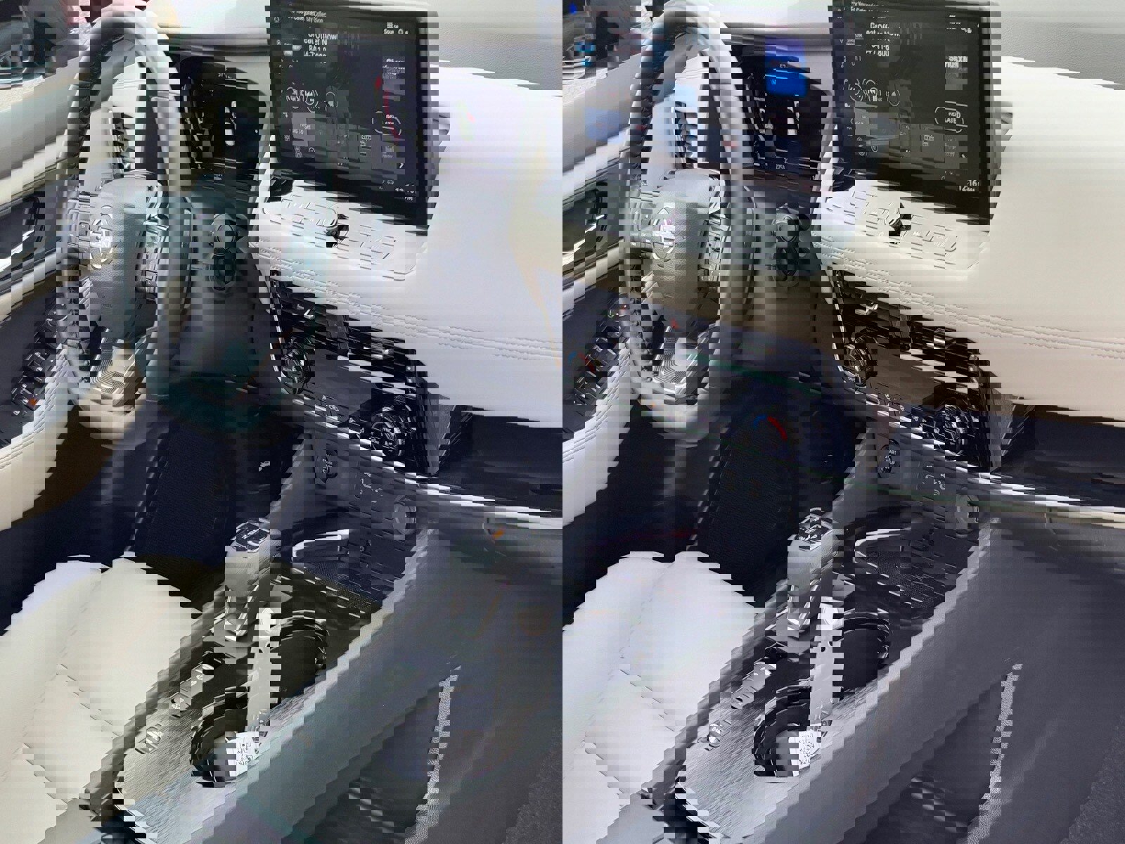 Certified 2025 Nissan Rogue SL image 9