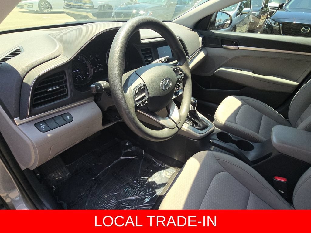 Used 2019 Hyundai Elantra SE FWD image 16