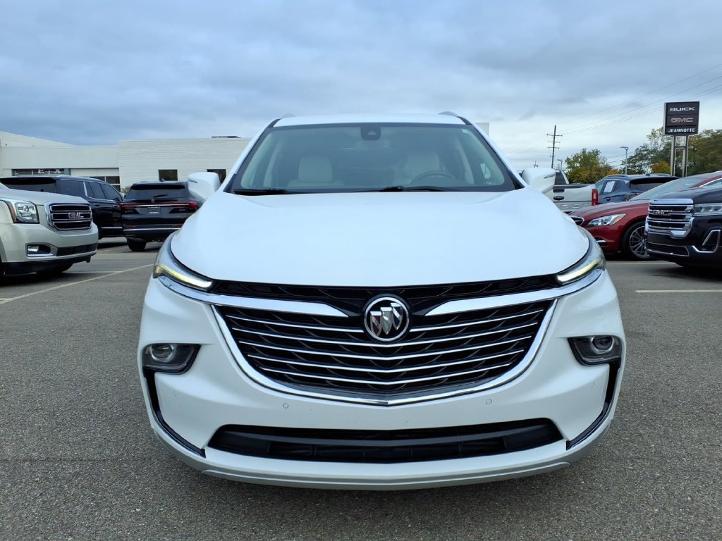 Certified 2023 Buick Enclave Essence AWD/4WD image 2