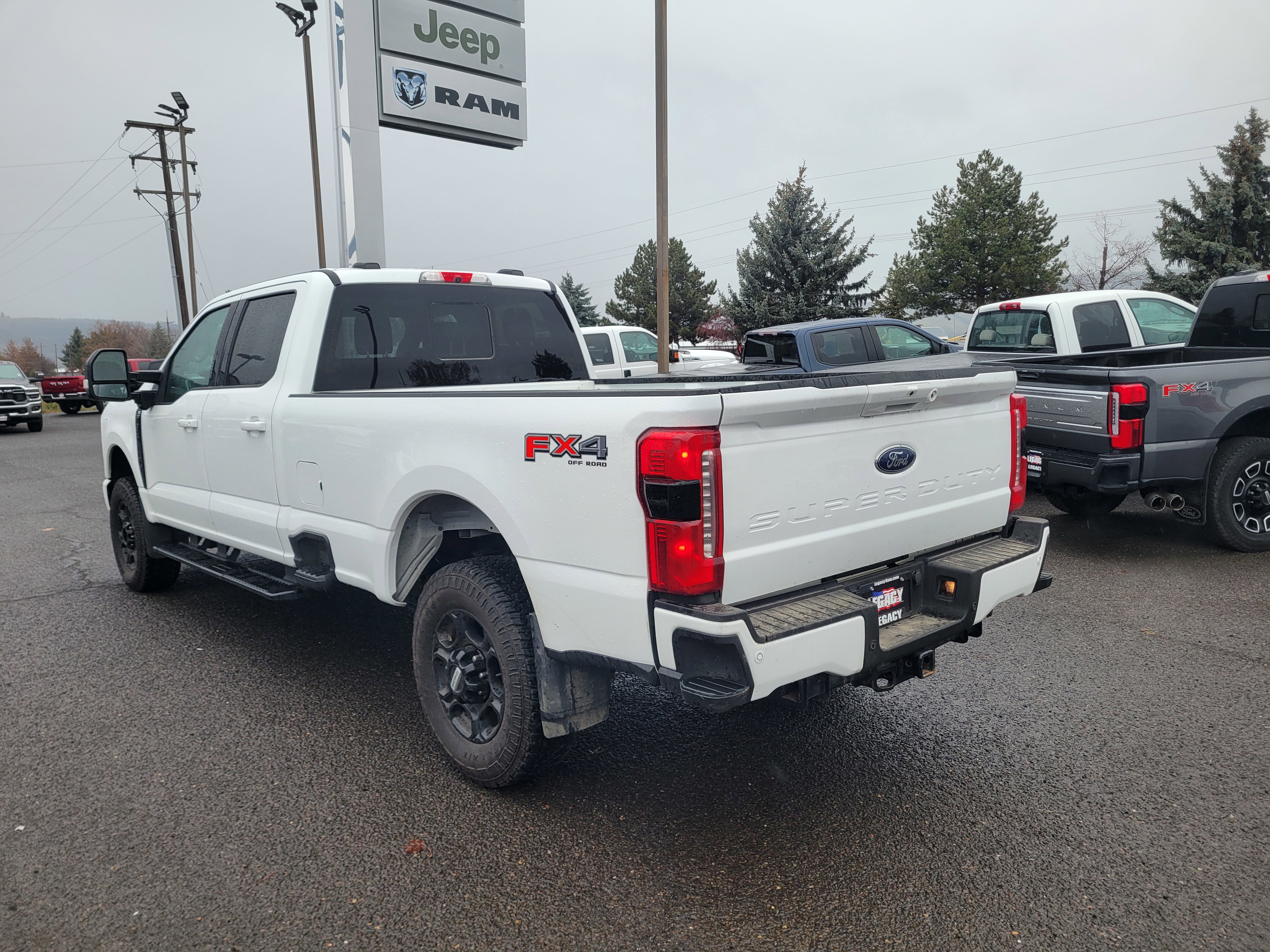 Used 2023 Ford F350 XLT w/ XLT Premium Package image 13